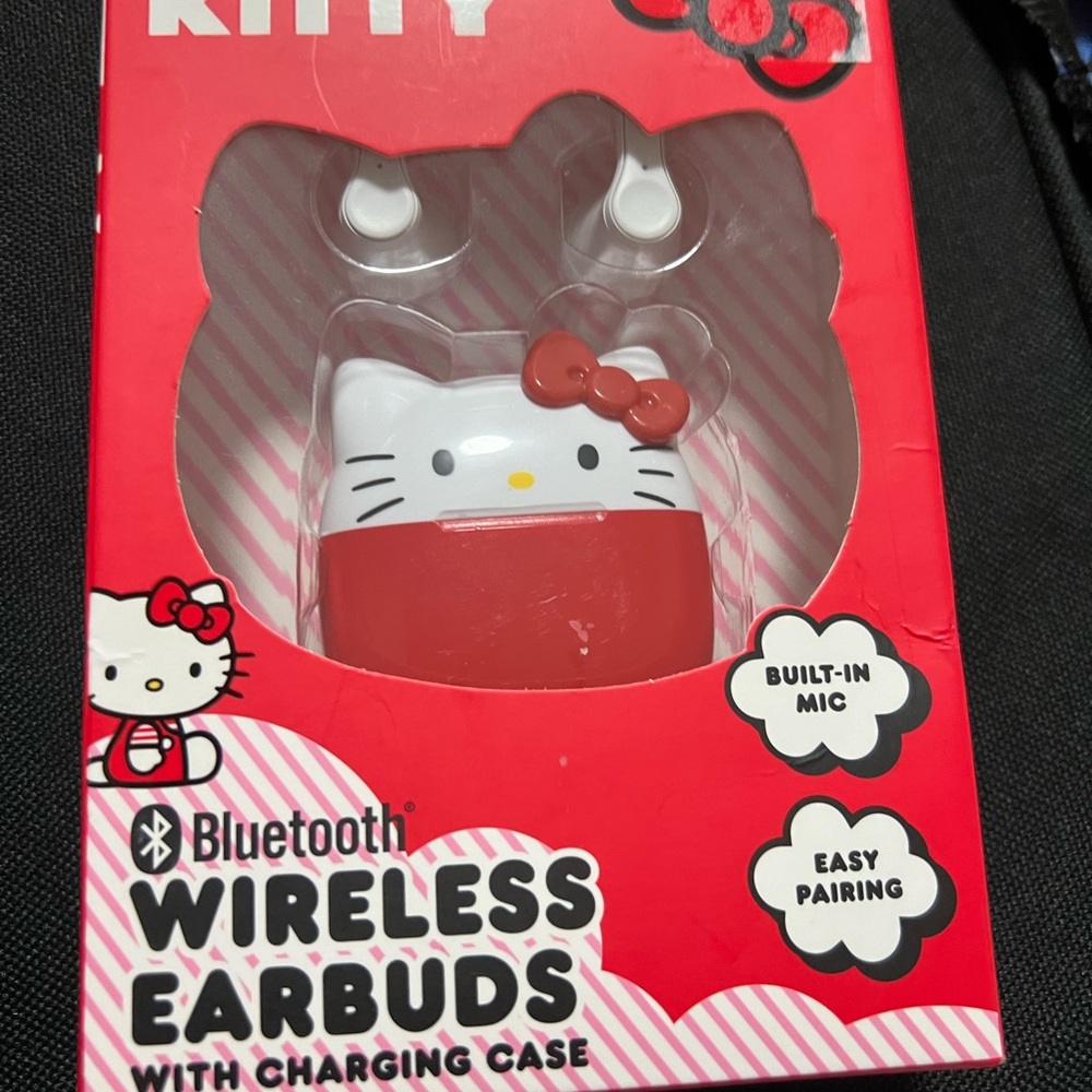 Sanrio Hello Kitty Bluetooth Wireless Earbuds with Charging Case